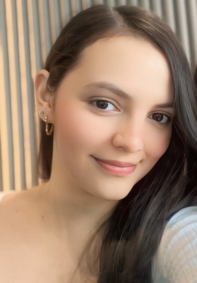Andrea — live video chat online from United States